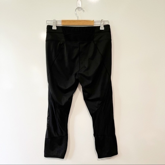 Athleta Laser Mesh Cropped Leggings - Picture 4 of 14
